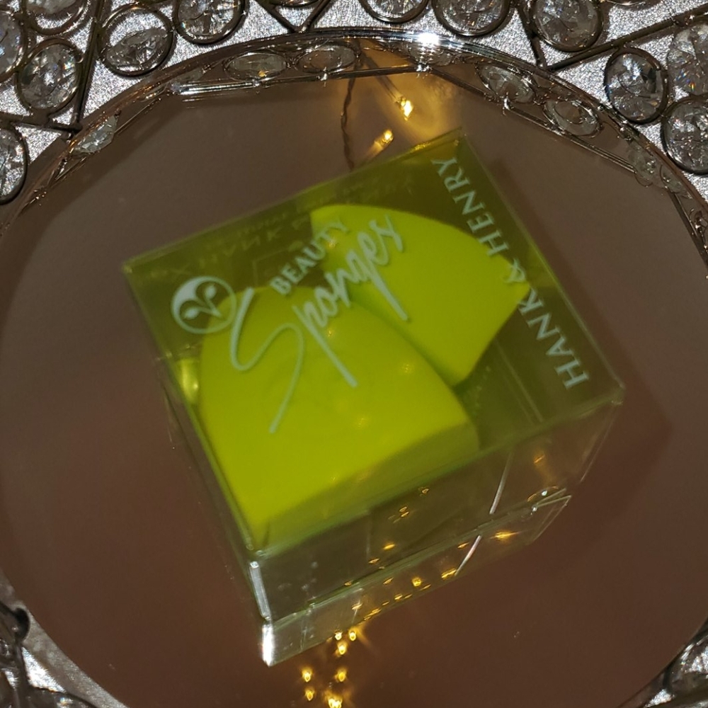 Hank & Henry beauty sponges. Twin pack